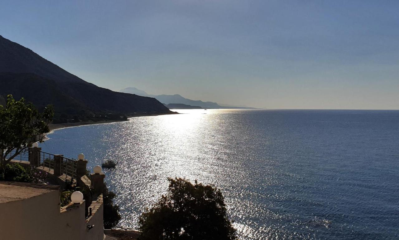 Villa Tzortzaki - Dias Tertsa Luaran gambar